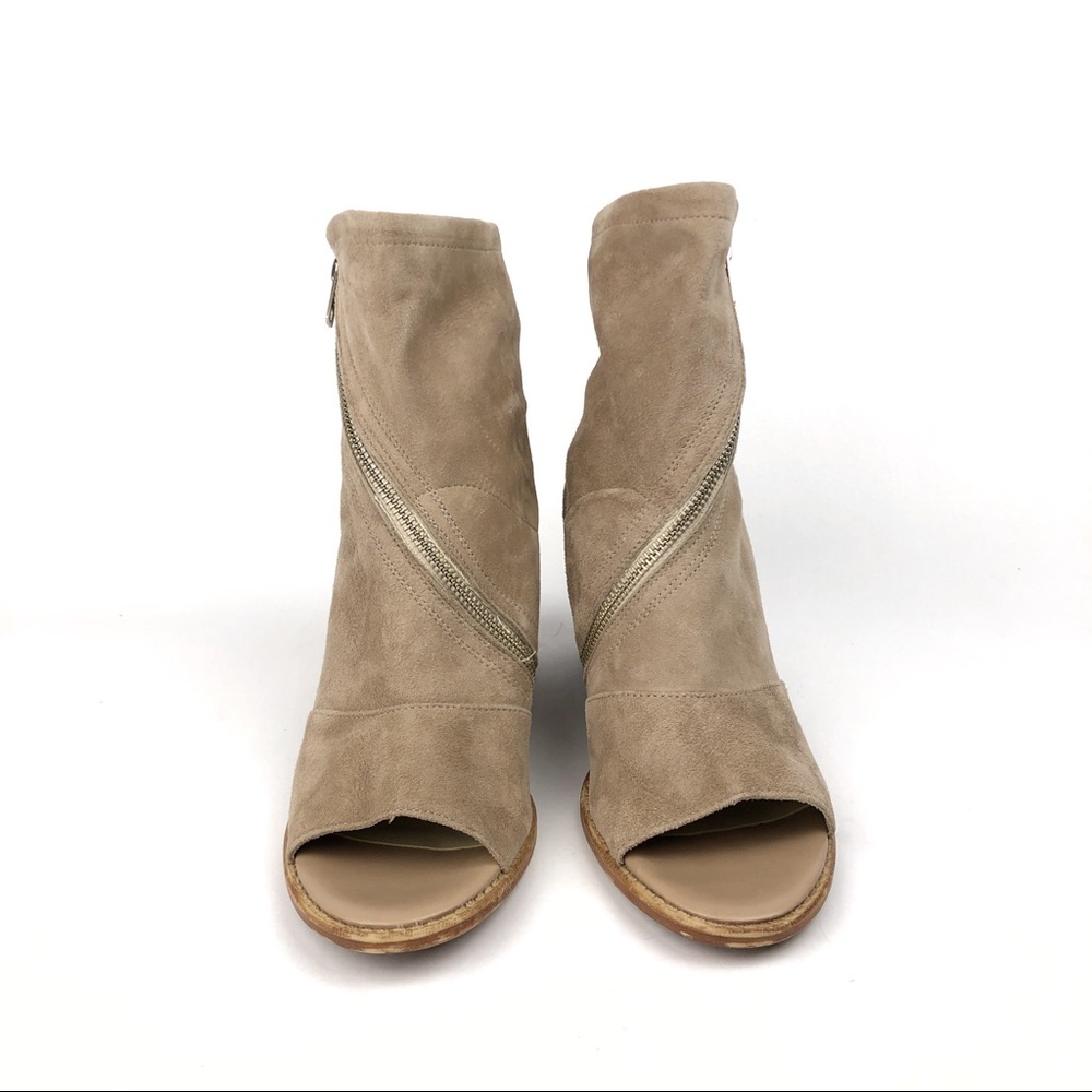 Summit by White Mountain | Fantasia Suede Booties - Picture 2 of 8